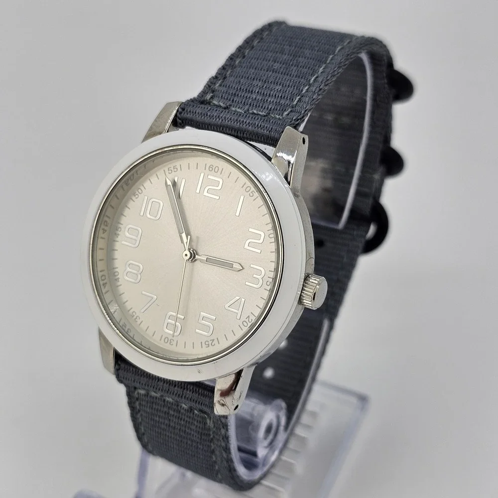38MM Men's Watch Cream‎ Dial New Gray Nylon Bands New Battery